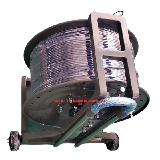 CUỘN CÁP DÃ CHIẾN 4 SỢI SM G657A1 ĐK 5.5MM BỌC GIÁP CÓ ĐẦU NỐI SẴN